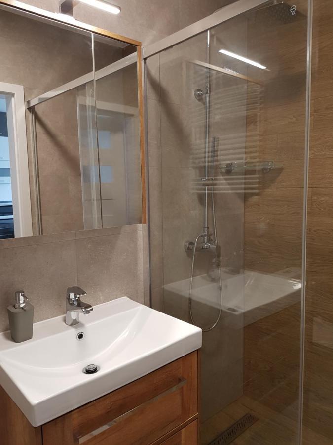 Apartament 42 -Bursztynowe Apartman Kołobrzeg Kültér fotó